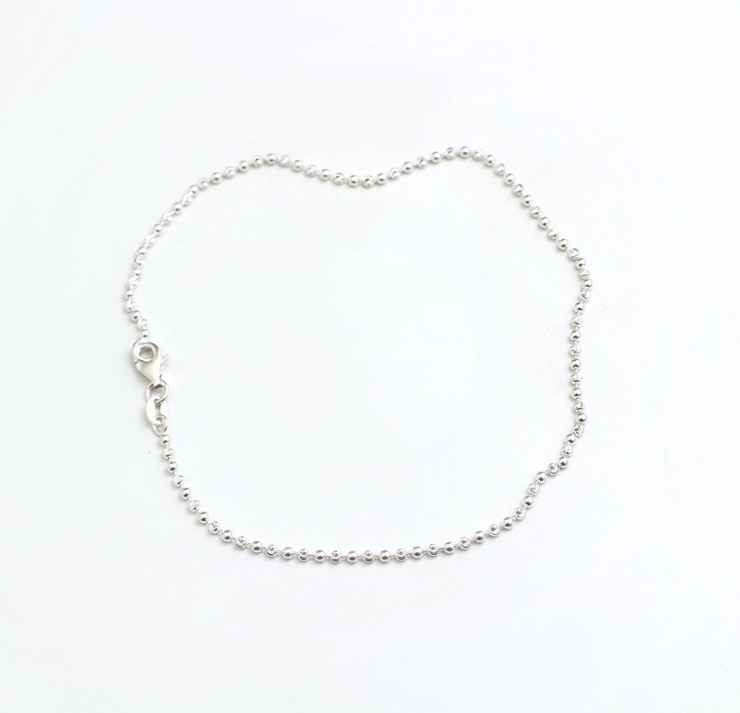 DELICATE SILVER ANKLET-BALL CHAIN