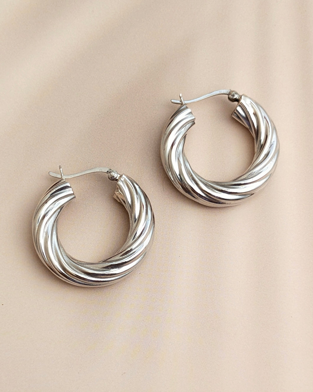 Grooved silver hoop earrings