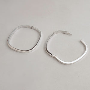 Squarish High polish openable silver bangle