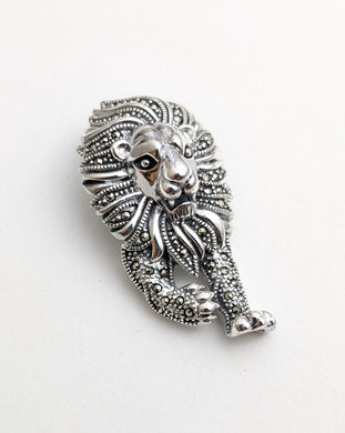 Lion broach cum pendant