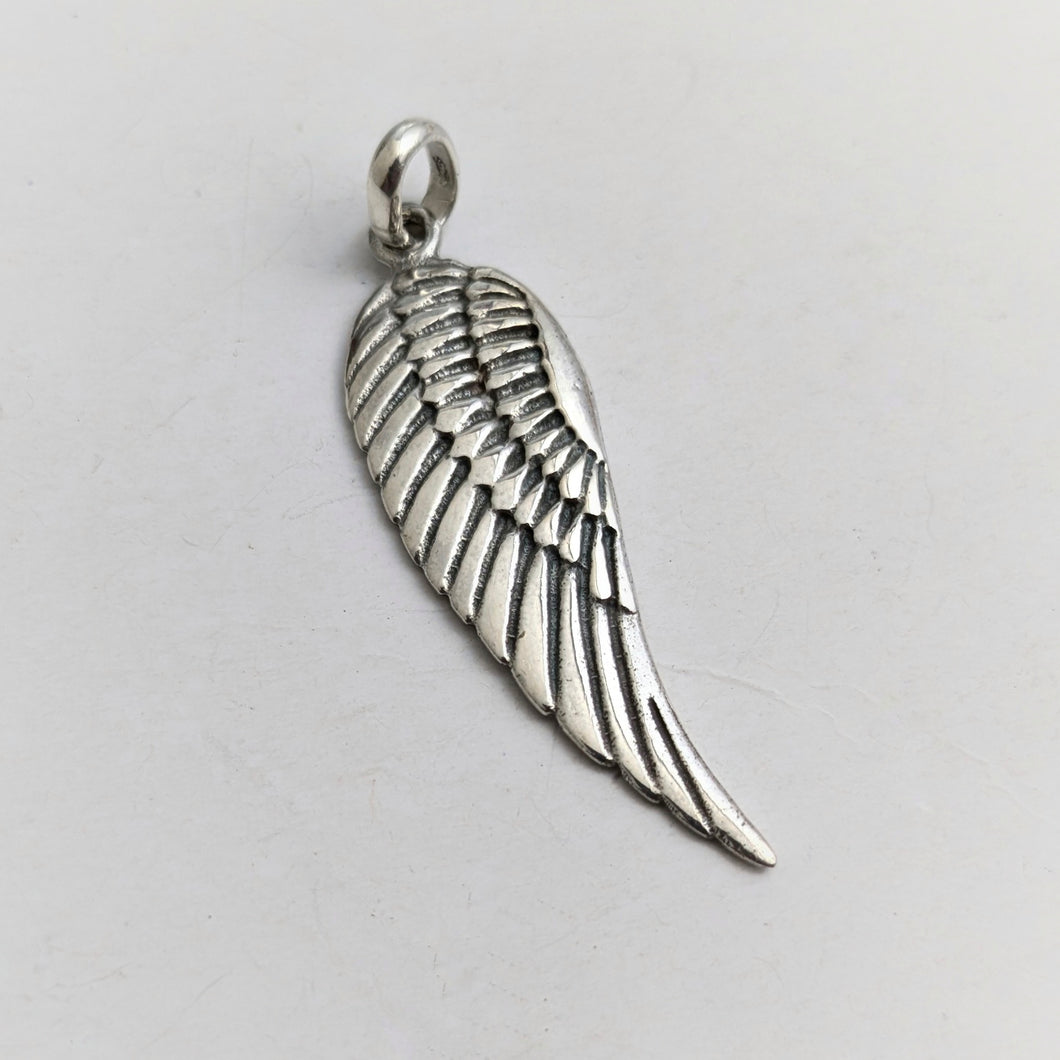 Feather pendant