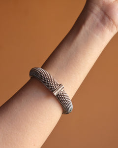 Fine rawa bangle bracelet