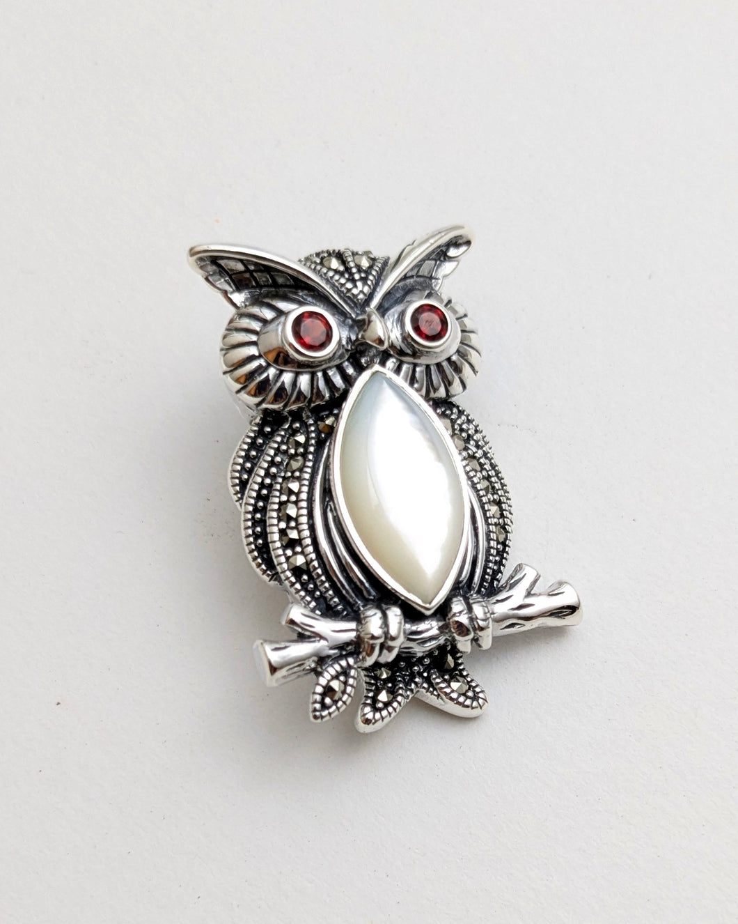 Owl broach cum pendant