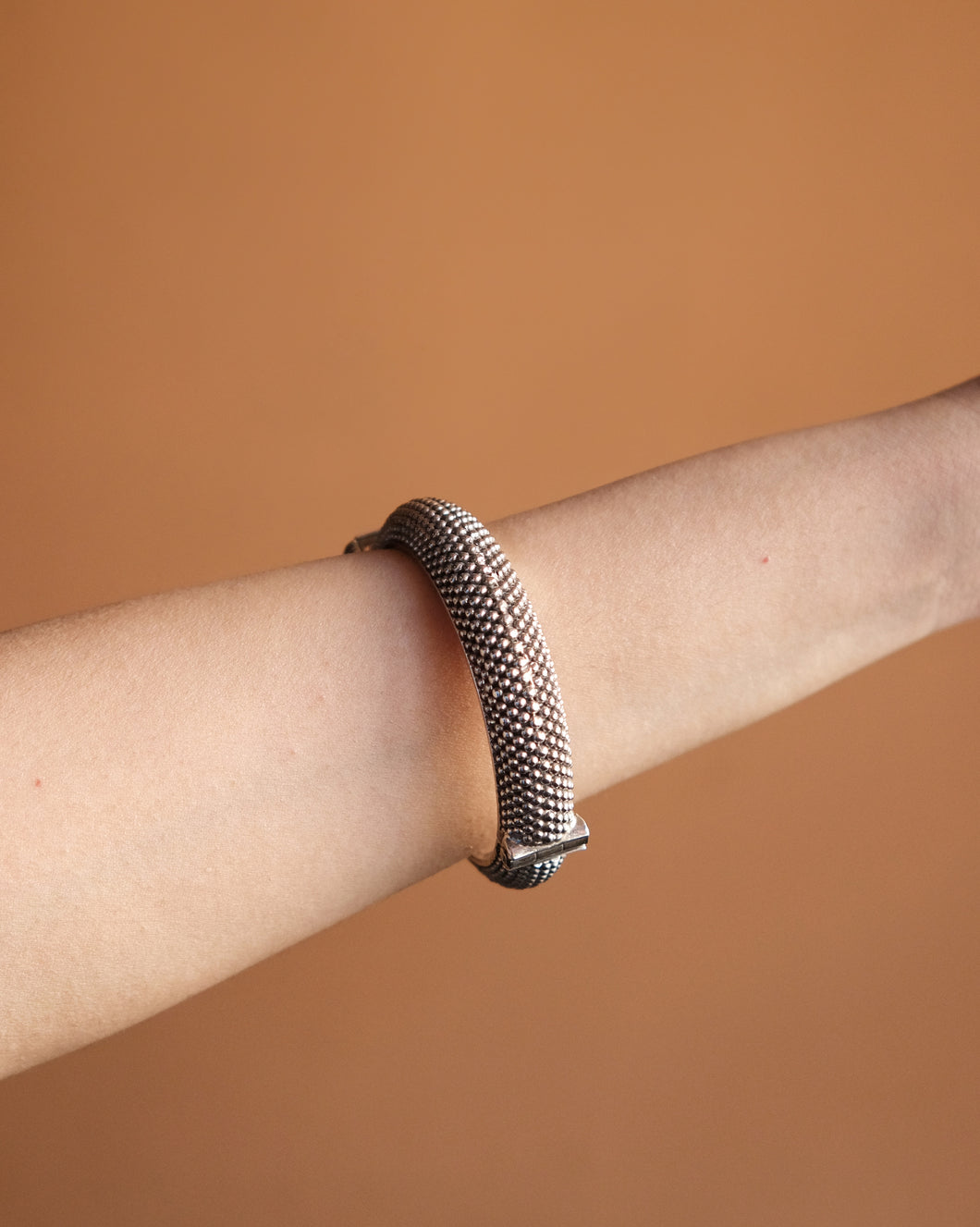 Fine rawa bangle bracelet