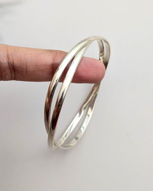 Contemporary silver bangle