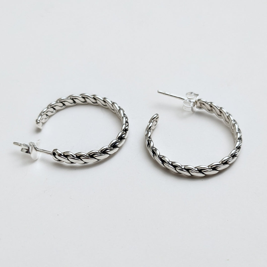 Fine braided hoop earrings