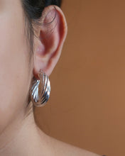 Grooved silver hoop earrings