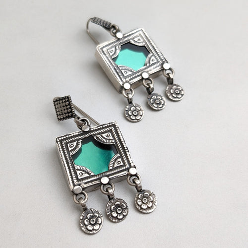 Green glass silver  earrings