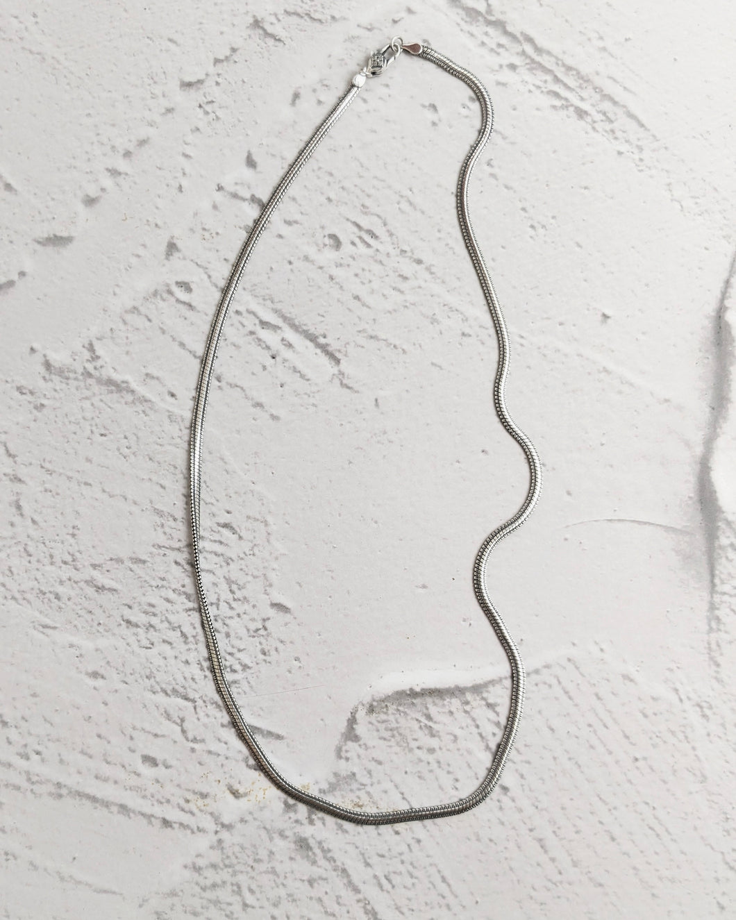 Flat snake chain