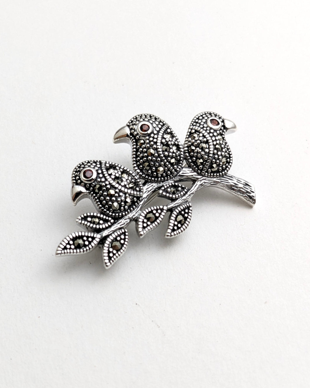 Sparrow broach cum pendant