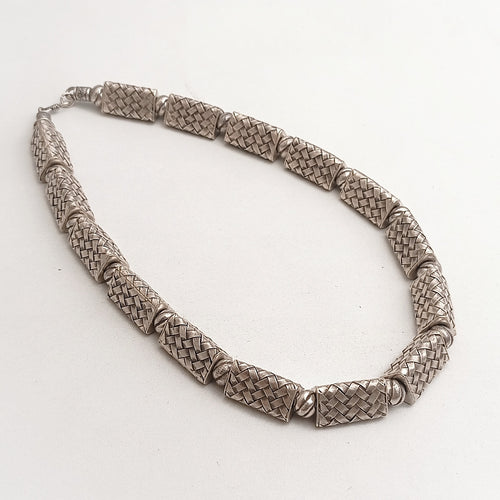 Basket weave necklace