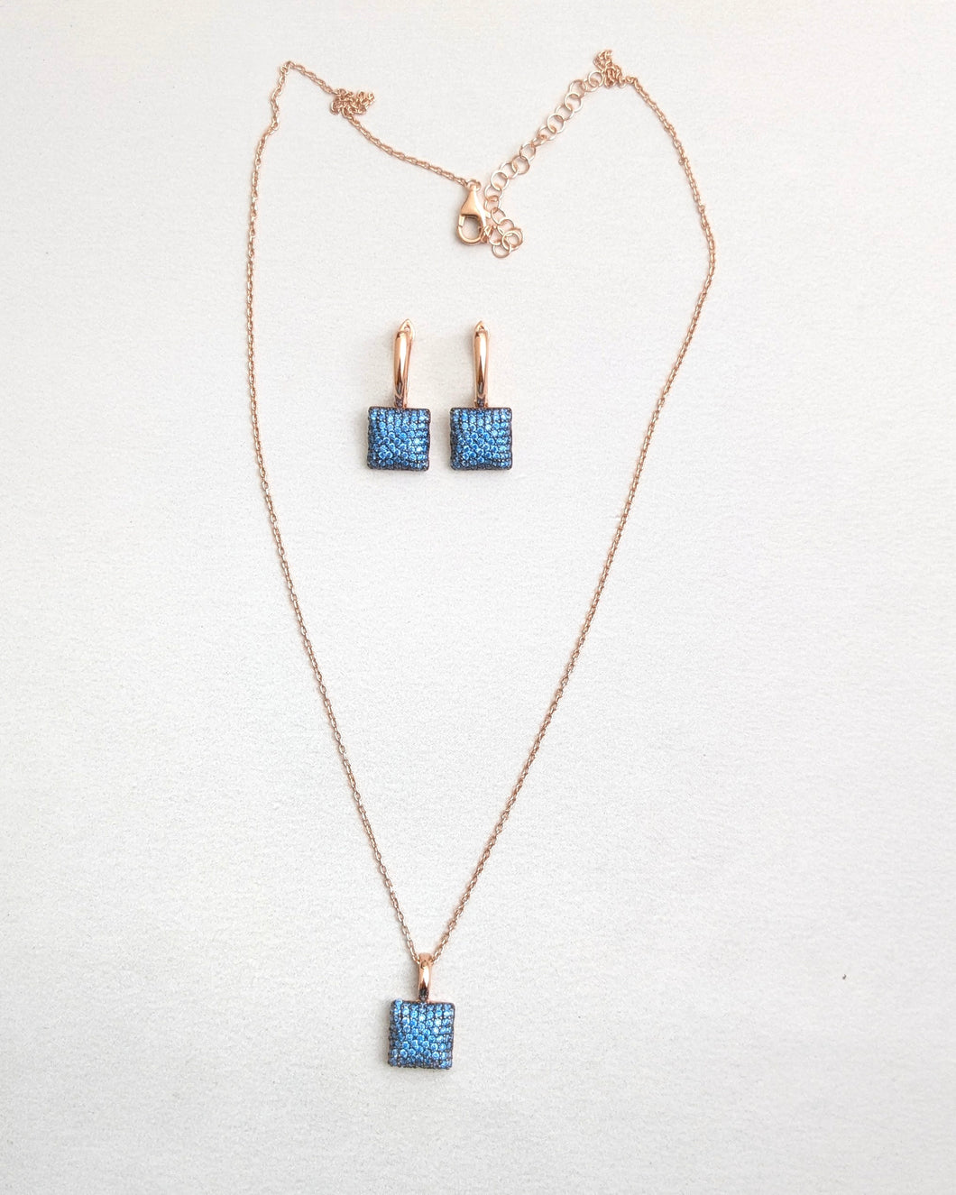 Micro setting pendant set