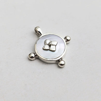Mother of pearl pendant