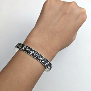 Pharaoh"s cuff