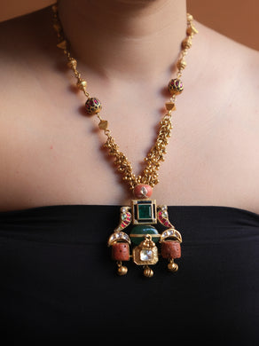 Coral fusion necklace with kundan accents