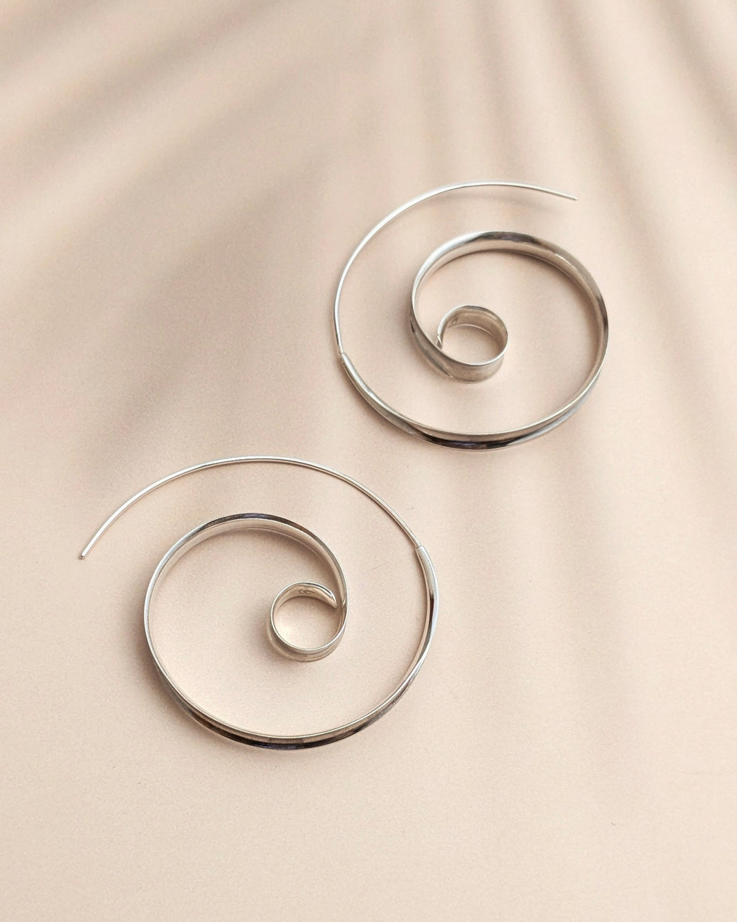 Eternal hoop earrings