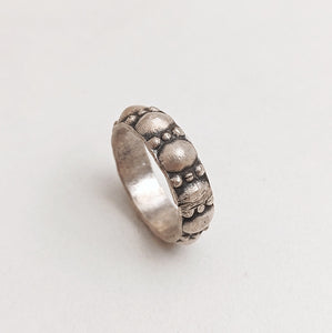 Ethnic band ring