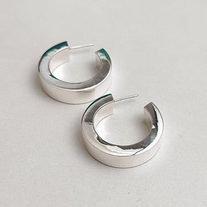 Thick round hoop earrings