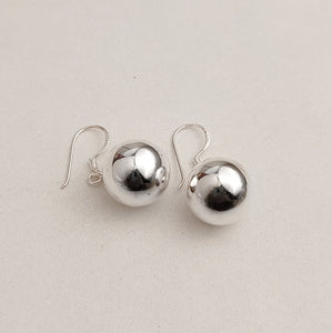 Simple ball drop earring