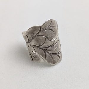 Leaf ring