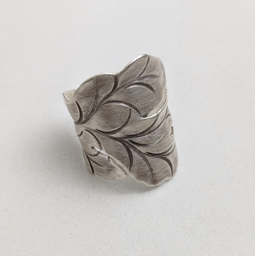 Leaf ring
