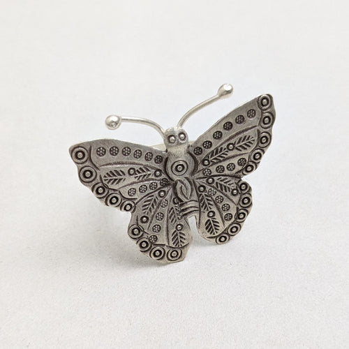 Butterfly ring