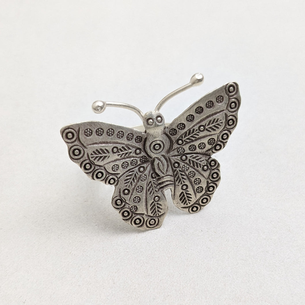 Butterfly ring
