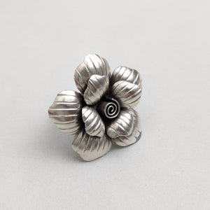 Flower ring