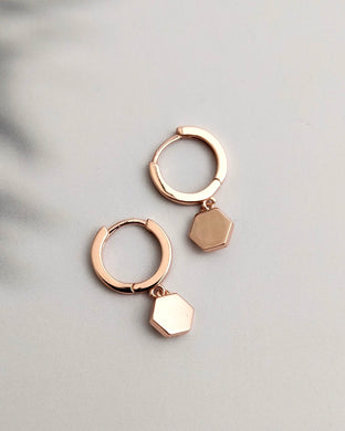Hexagonal balis