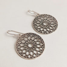Simple hook earrings with fine filigree