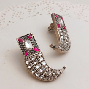 Contemporary kundan earrings