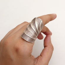 Cellular ring