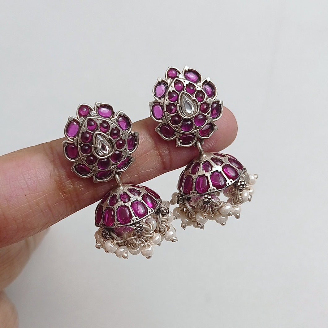 Red stone jhumki