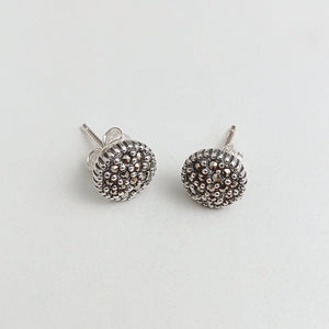 Simple marcasite stud