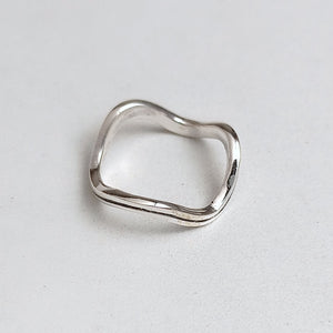 Wave ring