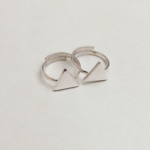 TIKONA SILVER TOE RING