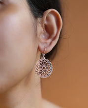 Simple hook earrings with fine filigree
