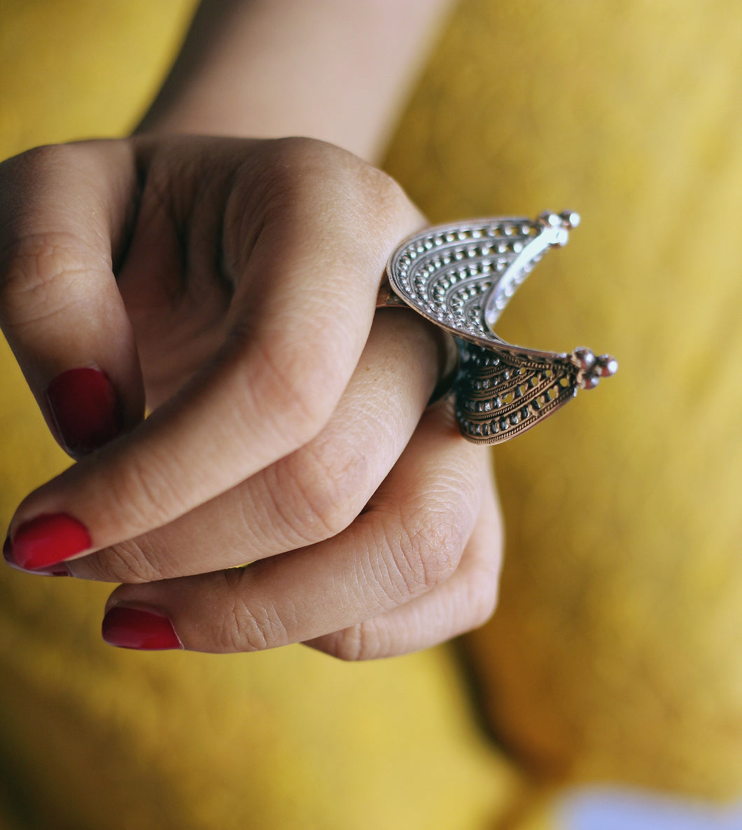 BOAT SHAPED SILVER RING