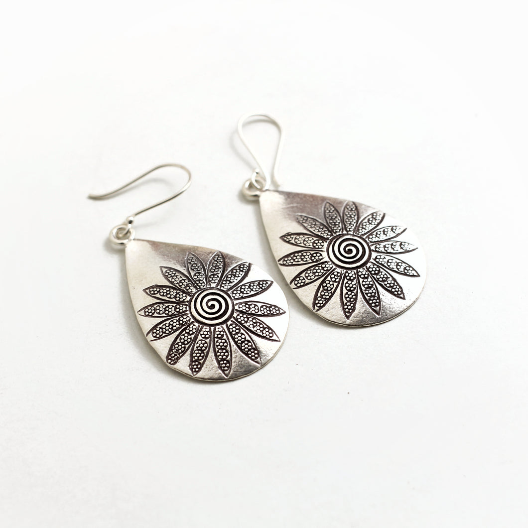 FLORAL SILVER EARRINGS