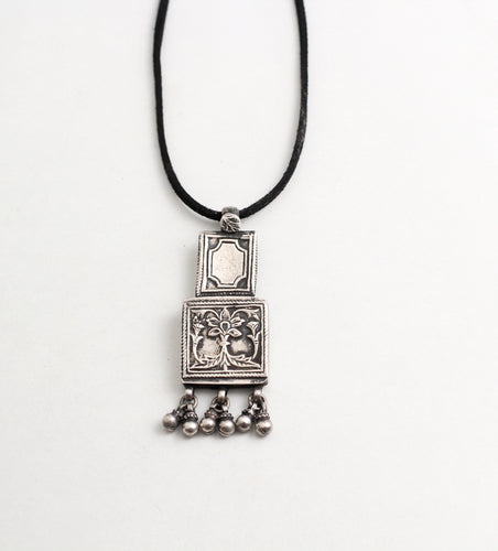 RECTANGULAR SILVER PENDANT