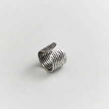 UNIVERSAL SILVER RING
