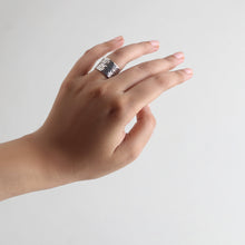 UNIVERSAL SILVER RING