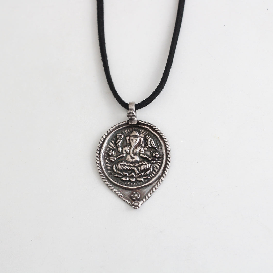 SILVER GANESHA PENDANT