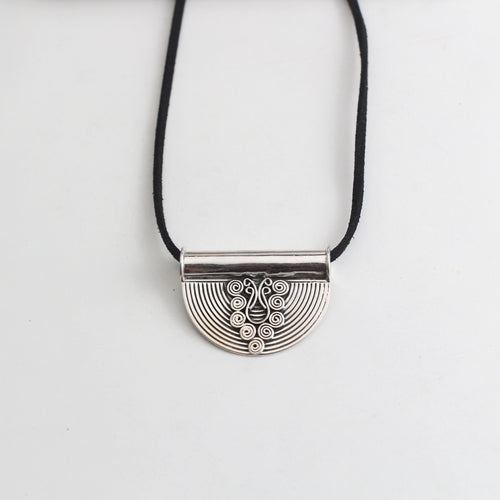 SILVER FAN SHAPE PENDANT