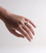 FINE FILIGREE RING