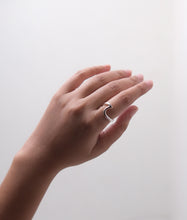 WAVE SILVER RING