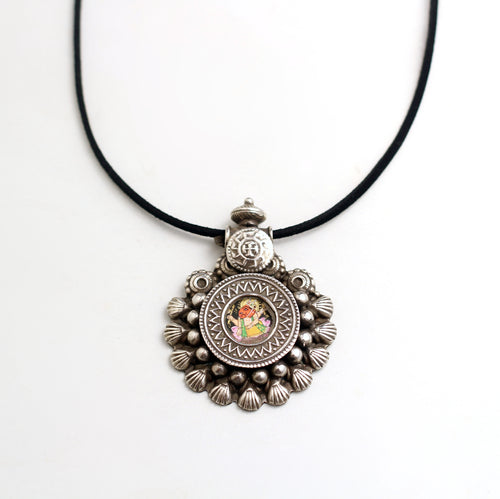 ROUND GANESHA PENDANT