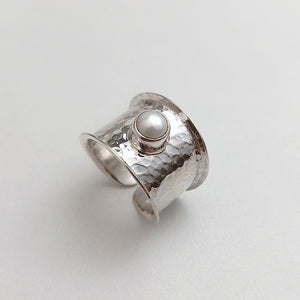 Hammered silver pearl ring