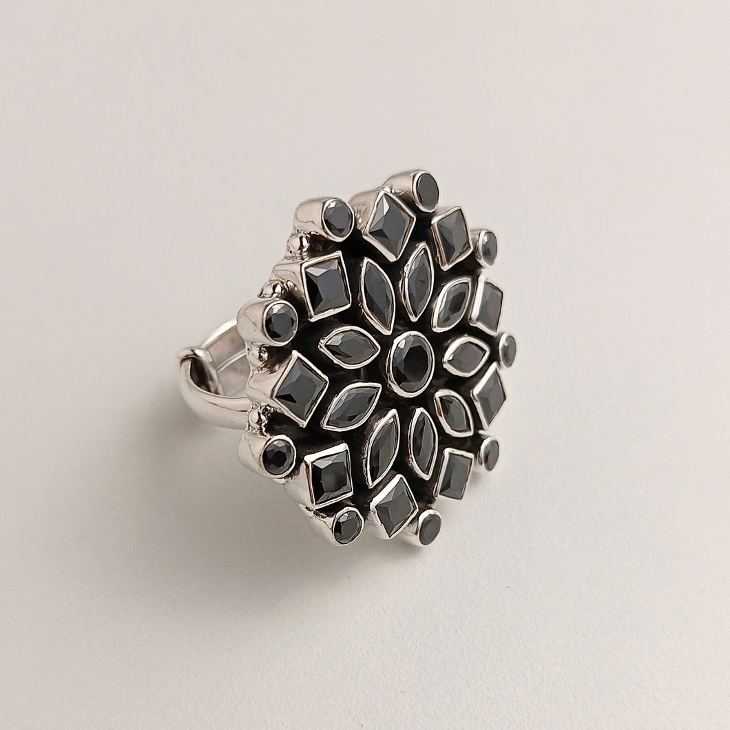 FLORAL BLACK STONE AND SILVER RING