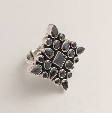 GEOMETRIC BLACK STONE AND SILVER  RING